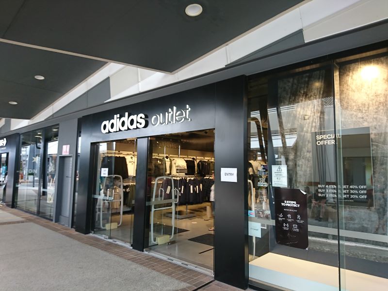 adidas outlet 20 off